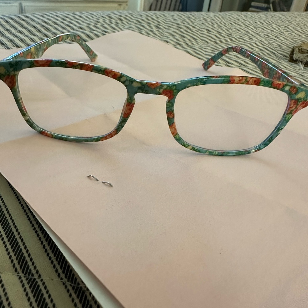 Source Unknown Floral Pattern Glasses - image 2